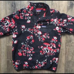 ISO Patagonia Mushroom Synchilla 🍄